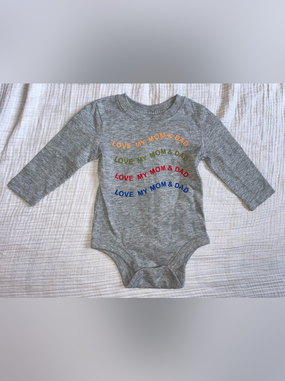 okie dokie Gray Baby Bodysuit with Multicolor 'Love My Mom & Dad' Text